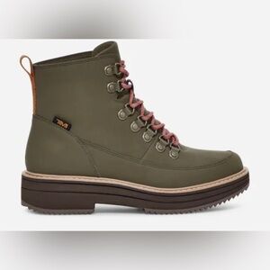 Teva Midform Boots Olive